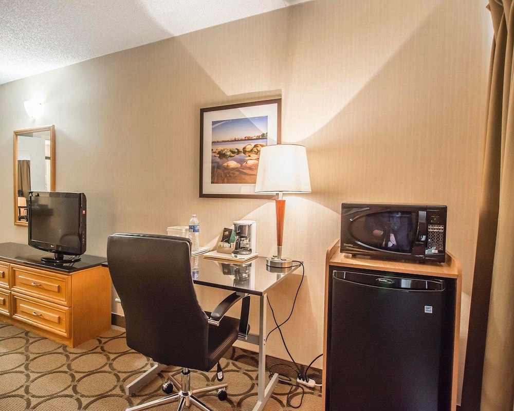 Comfort Inn Rimouski 33/38