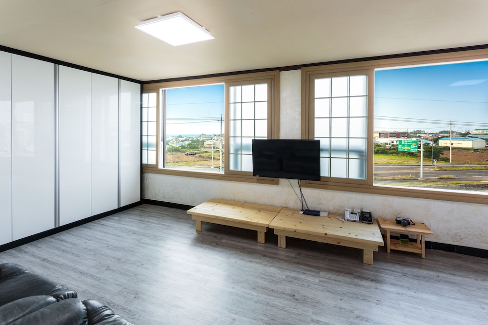 Jeju Wayo Pension 22/45