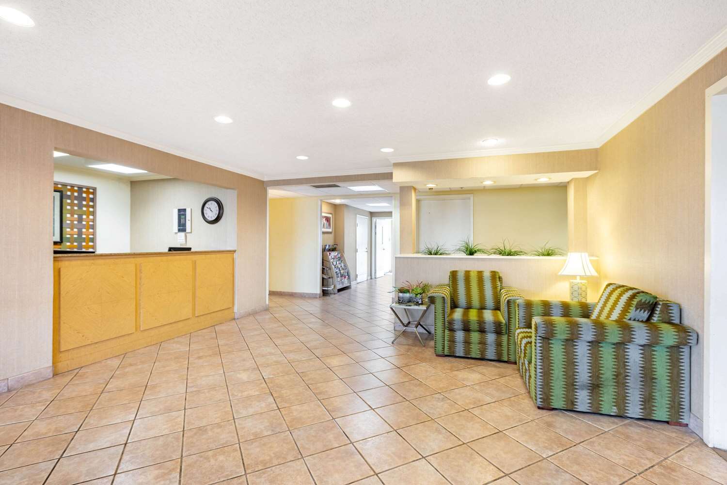La Quinta Inn & Suites by Wyndham El Paso East 3/37