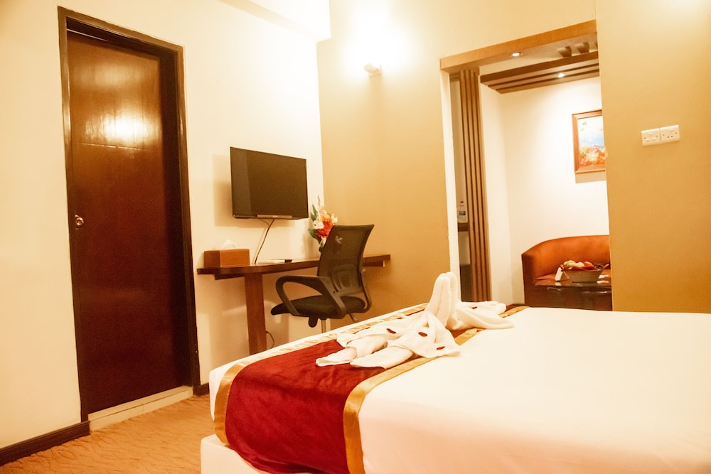 GRAND ORIENTAL HOTEL 11/60