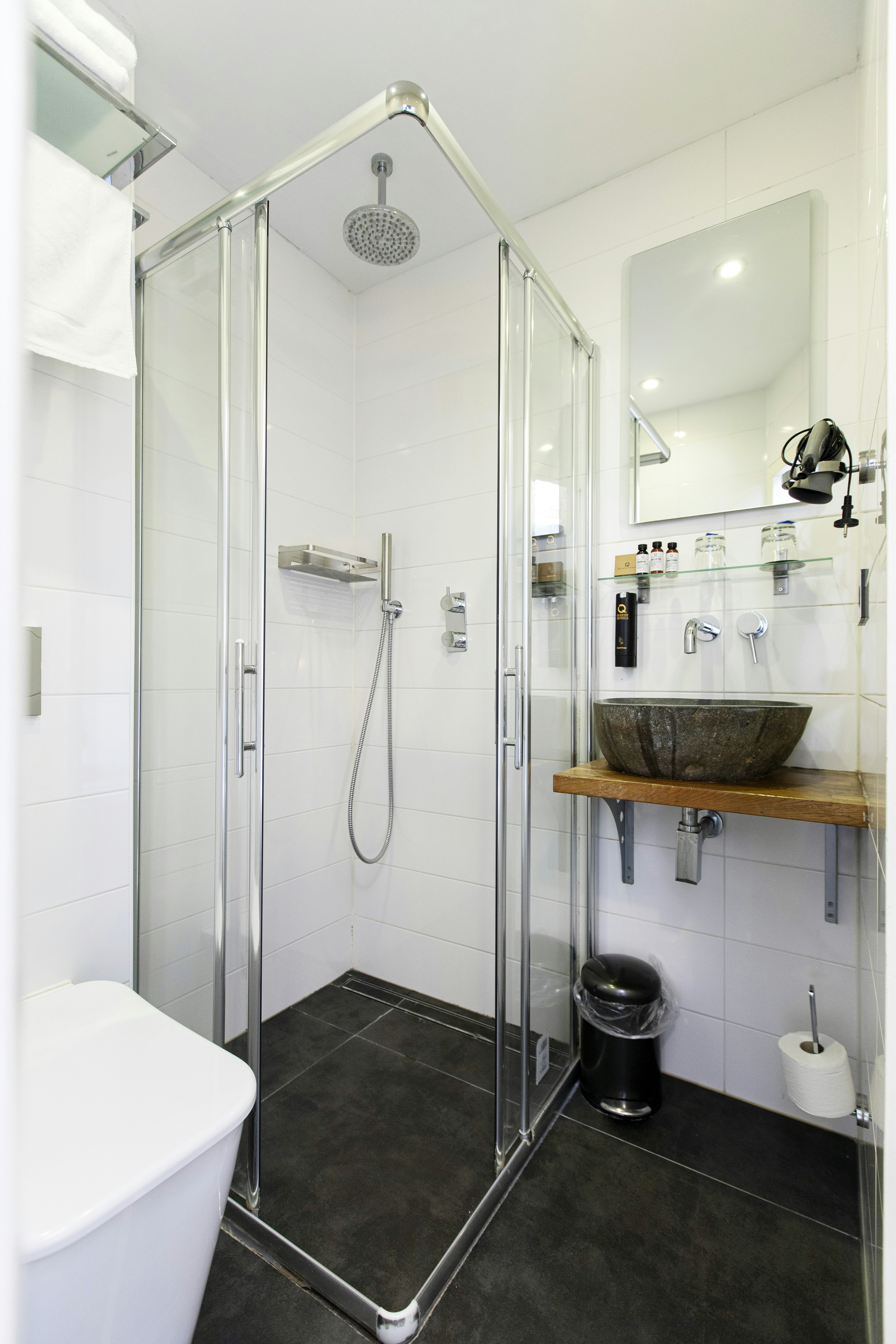 Quentin Canal House 49/50