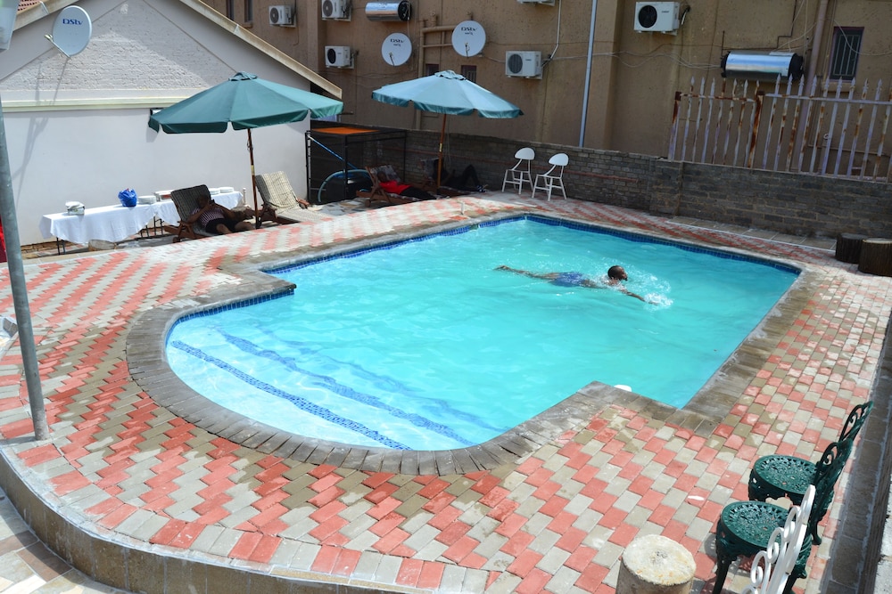 Kamogelo Guest House 21/47