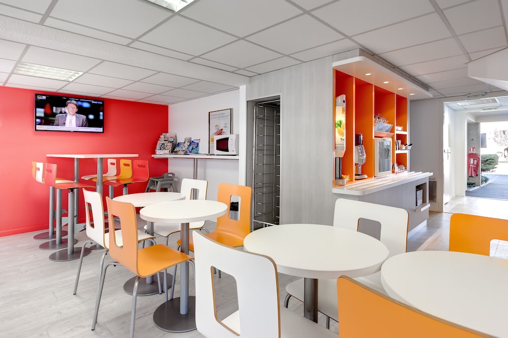 Premiere Classe La Roche sur Yon 32/47