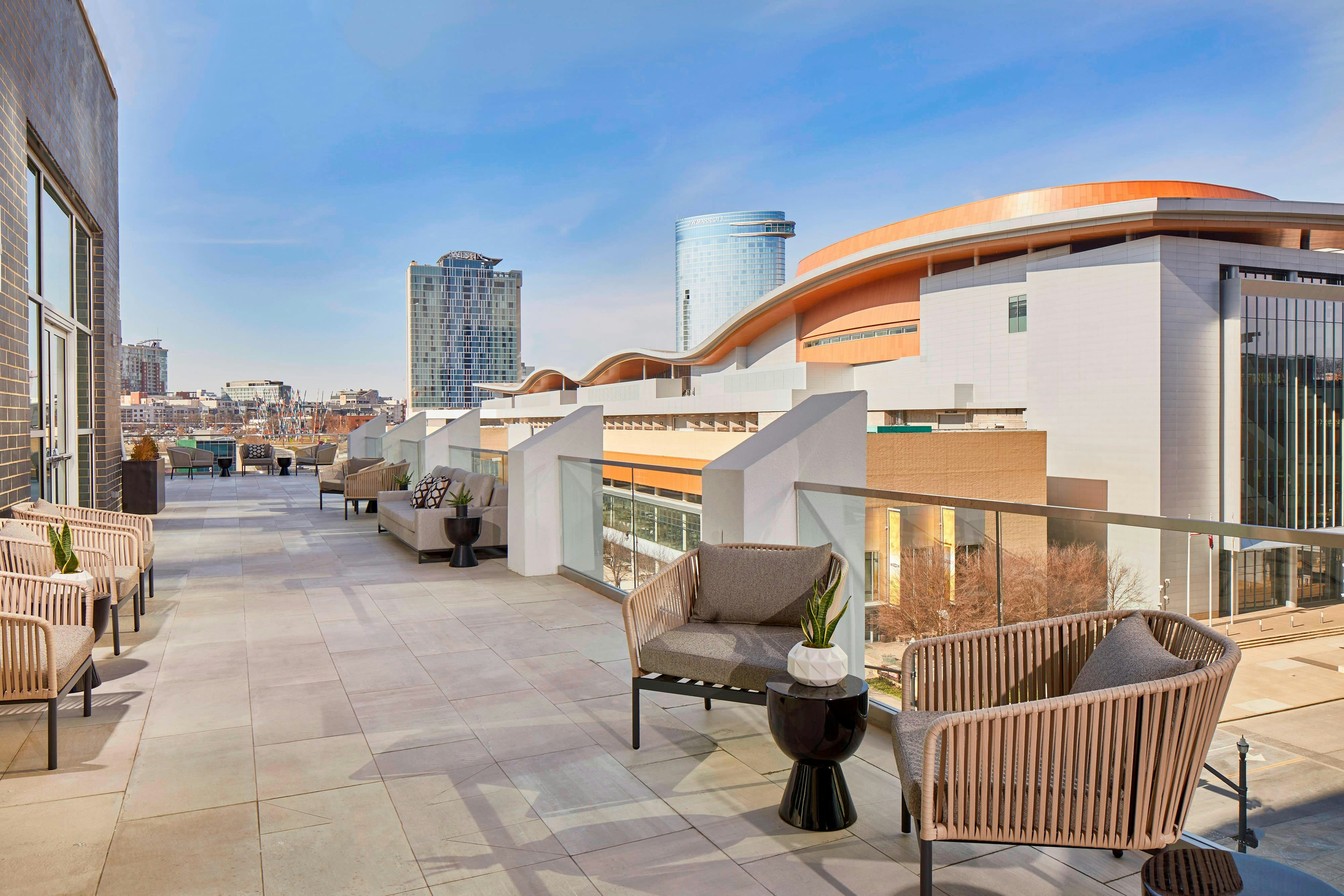 Ac Hotel By Marriott Nashville Downtown 10/25