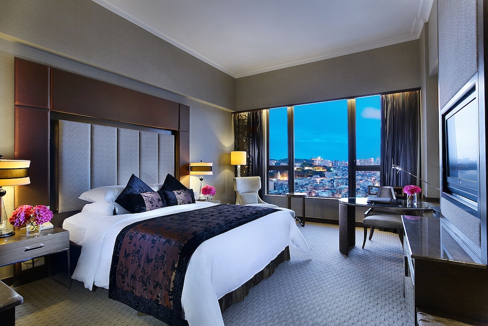 Sofitel Macau at Ponte 16 26/71