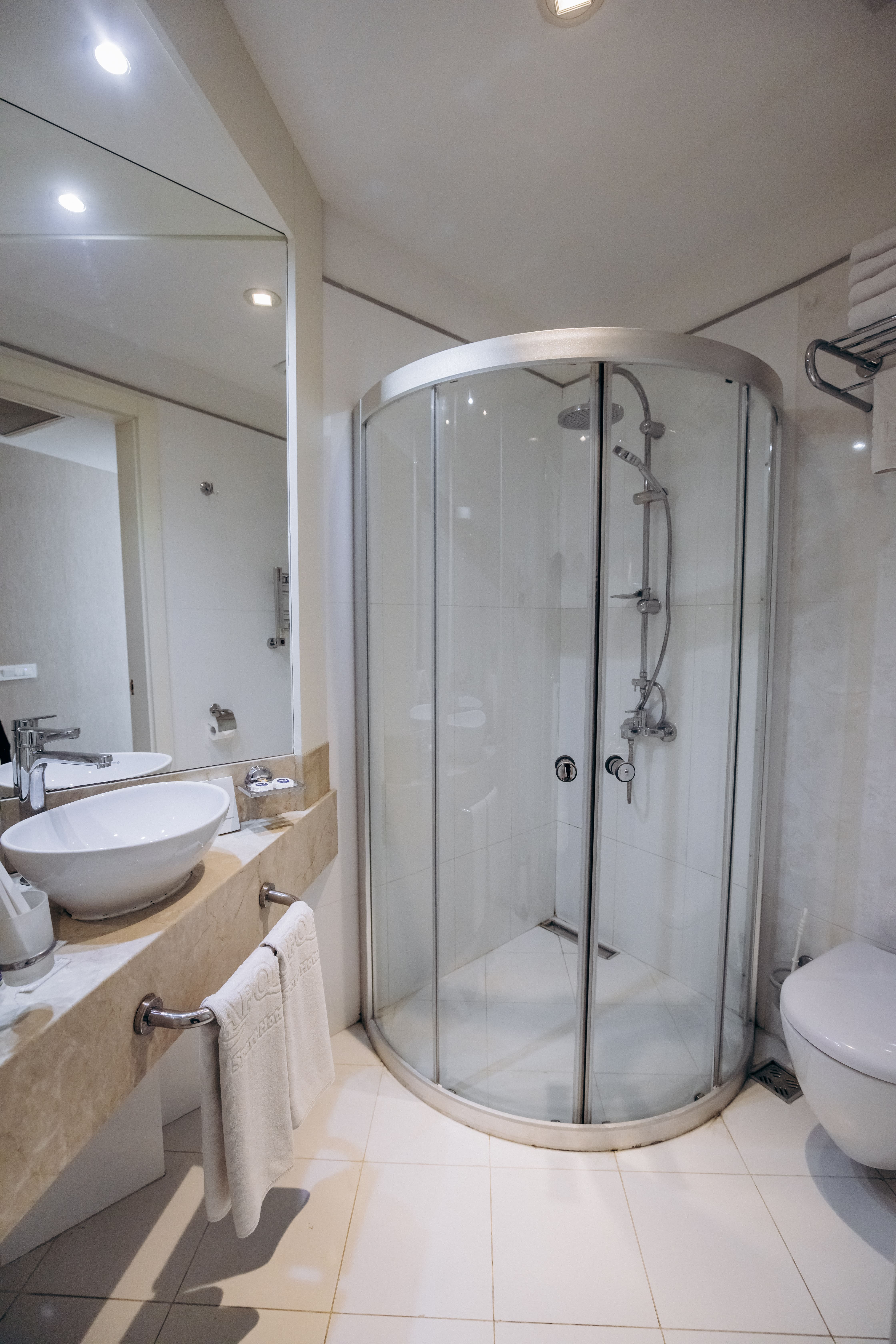 Junior Suite, Sahil Hotel Baku 4/5