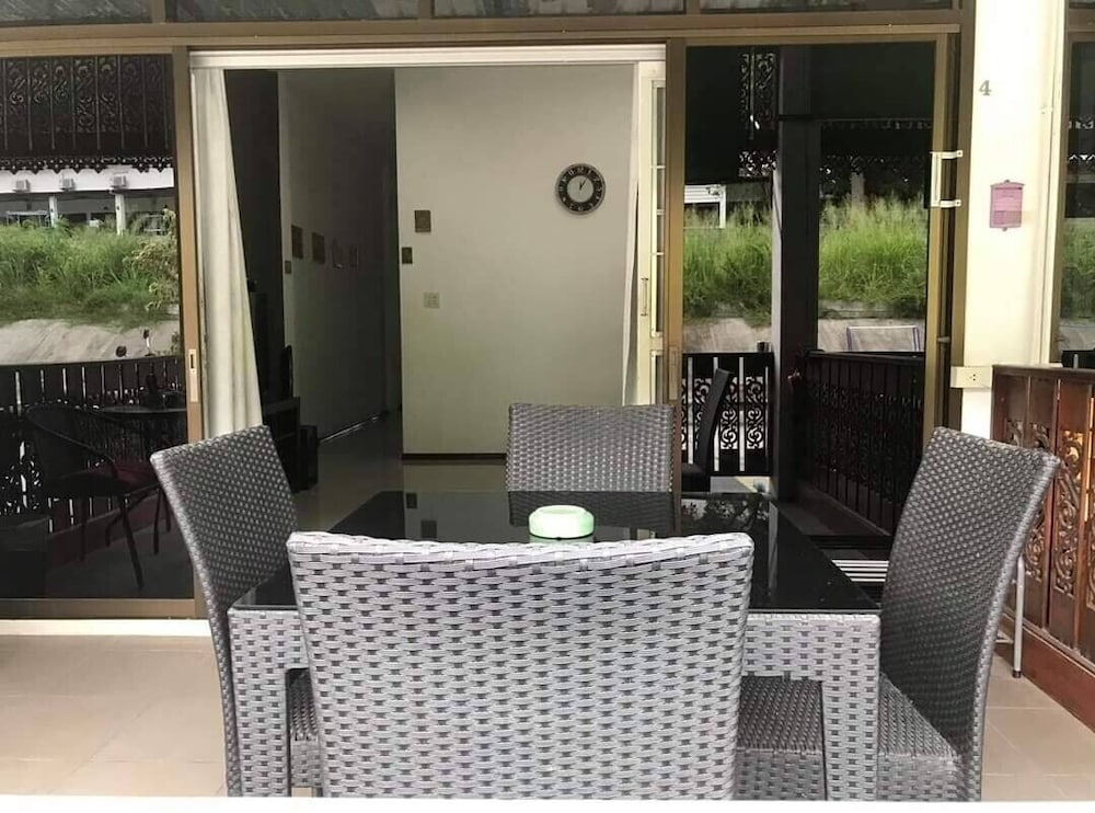Baan Bua Talay 56/65