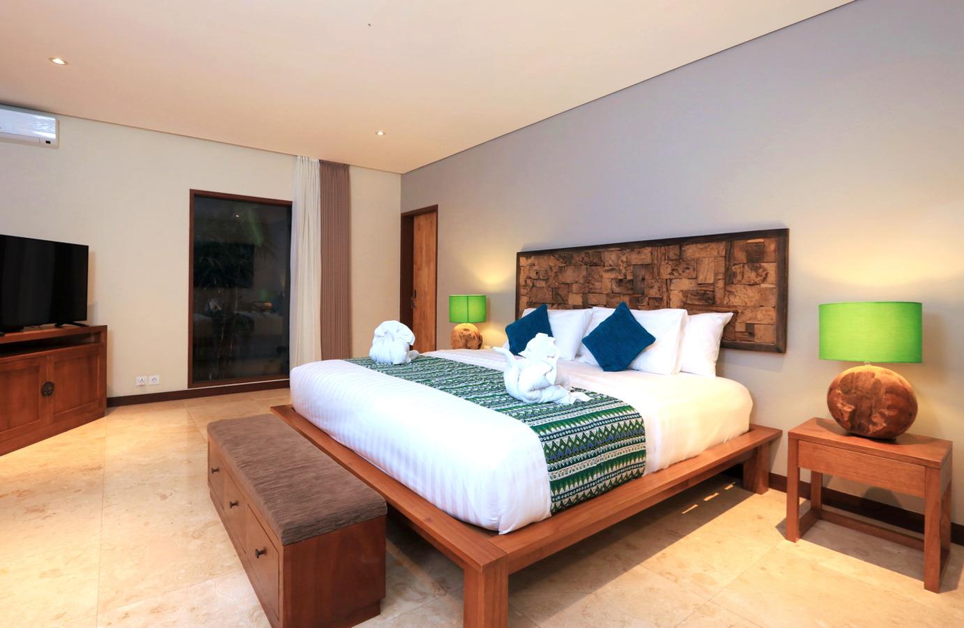 3 Bedrooms, Family, Villa, 3 Double Beds, with Pool