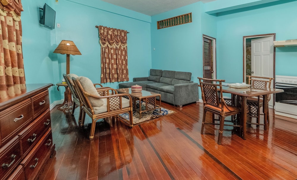 Kanuku Suites 36/55