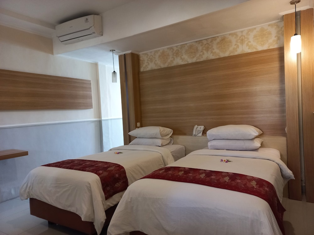 Bali Taman Lovina Beach Resort & Spa 18/50