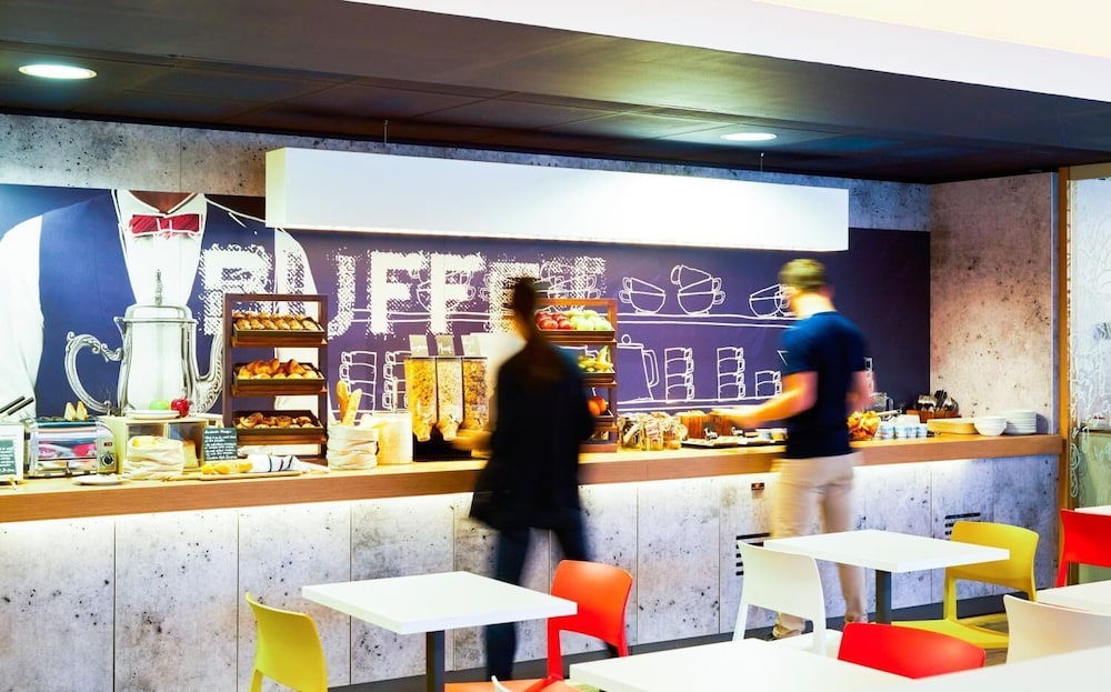 Ibis Budget Clermont Ferrand - Le Brezet - Aeroport 33/48