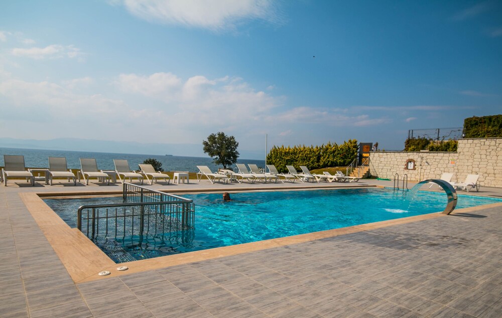 Life Point Boutique Hotel 19/20