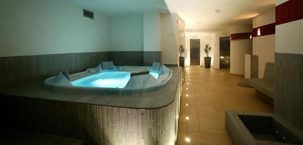 Hotel Ladinia 29/50