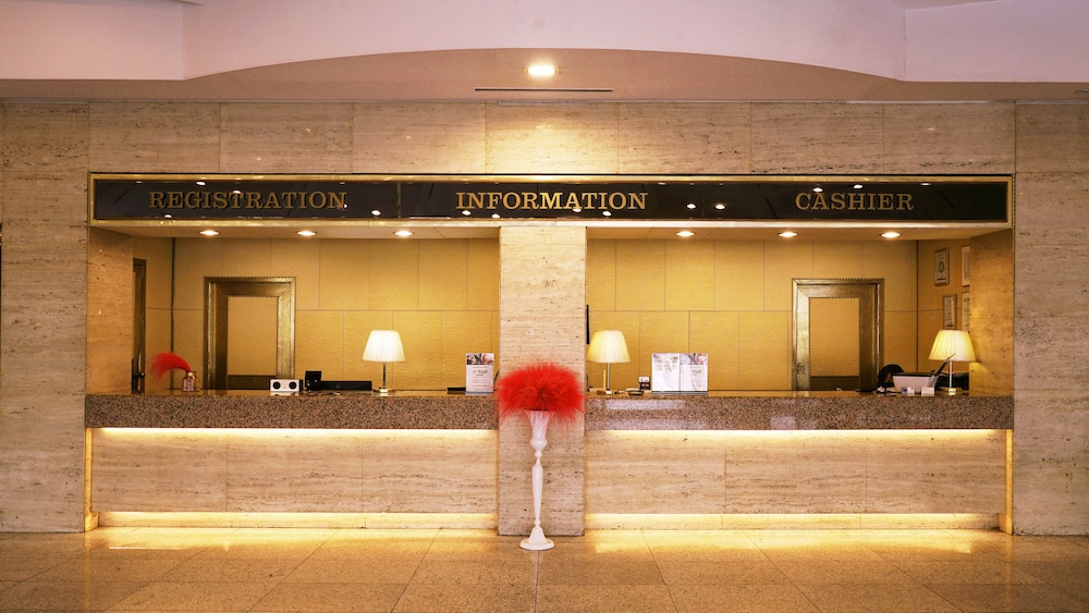 Pearl Hotel Jeju 9/63
