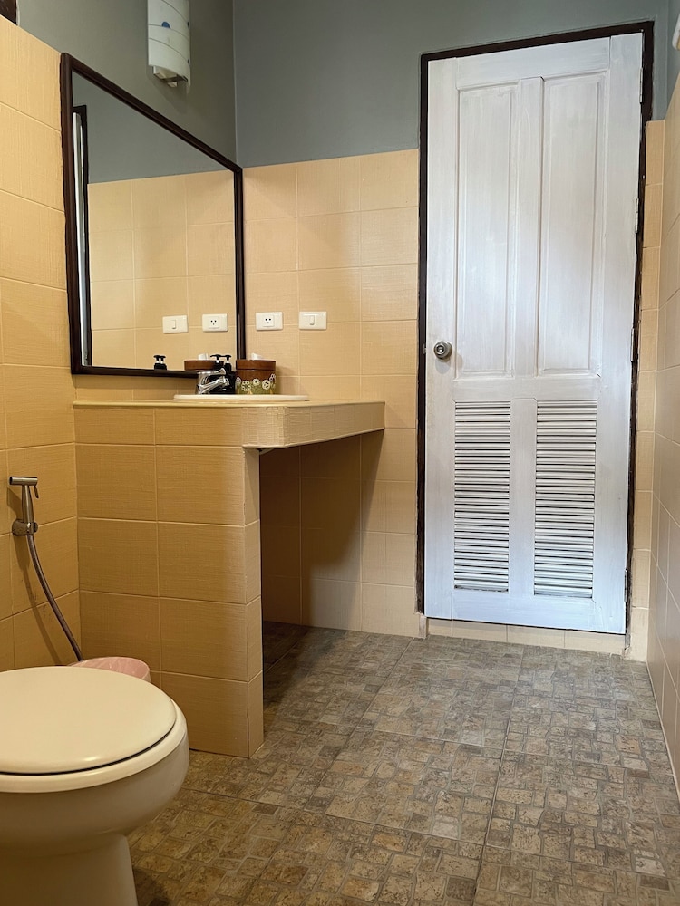 See Through Boutique Resort Haad Yao 46/50