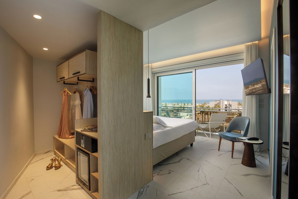 Ambasciatori Suite Hotel 86/110