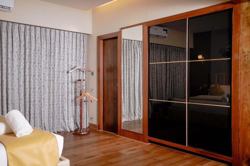 Lazdana Hotel Bangalore 27/53