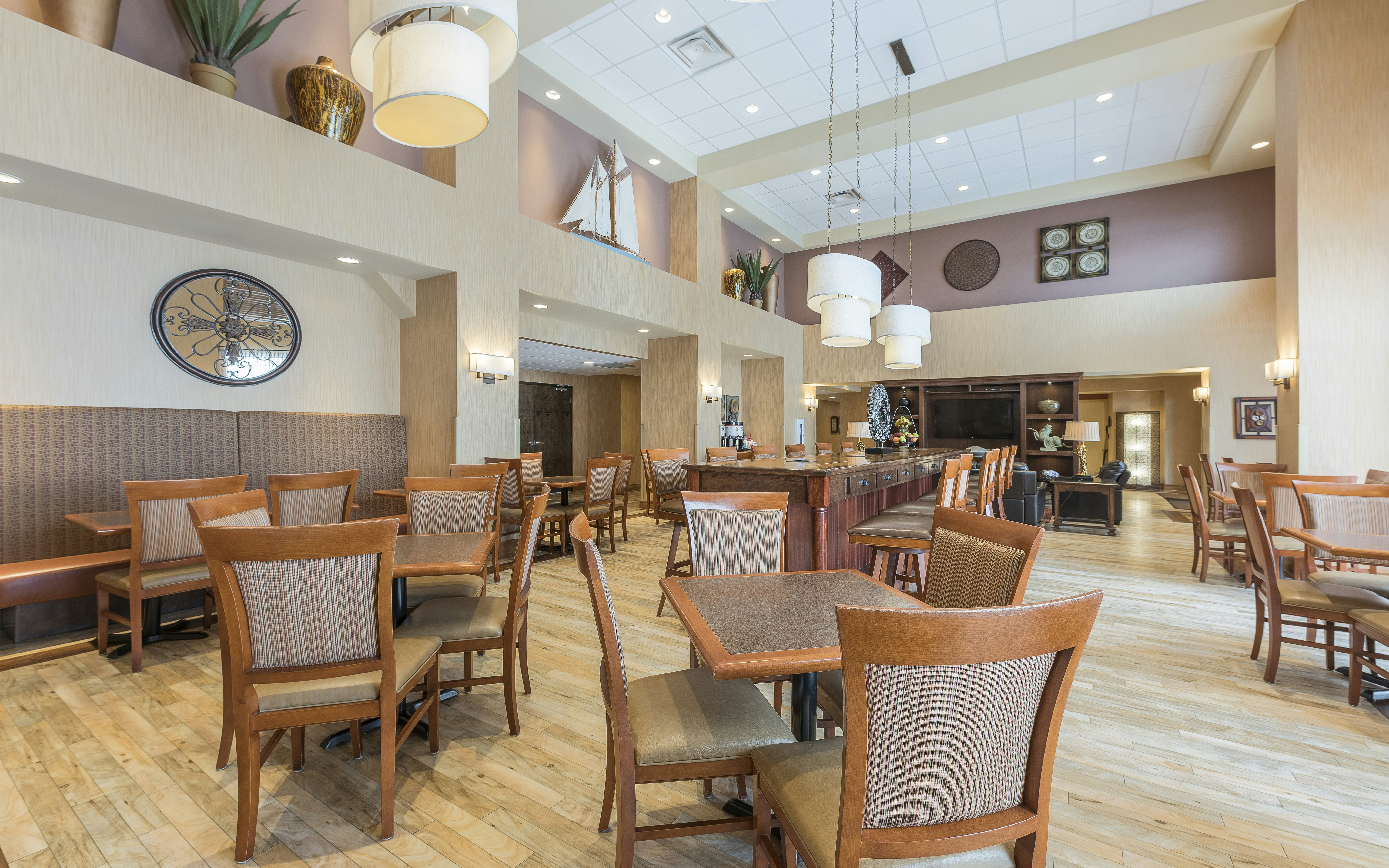 Hampton Inn And Suites By Hilton Moncton 23/29