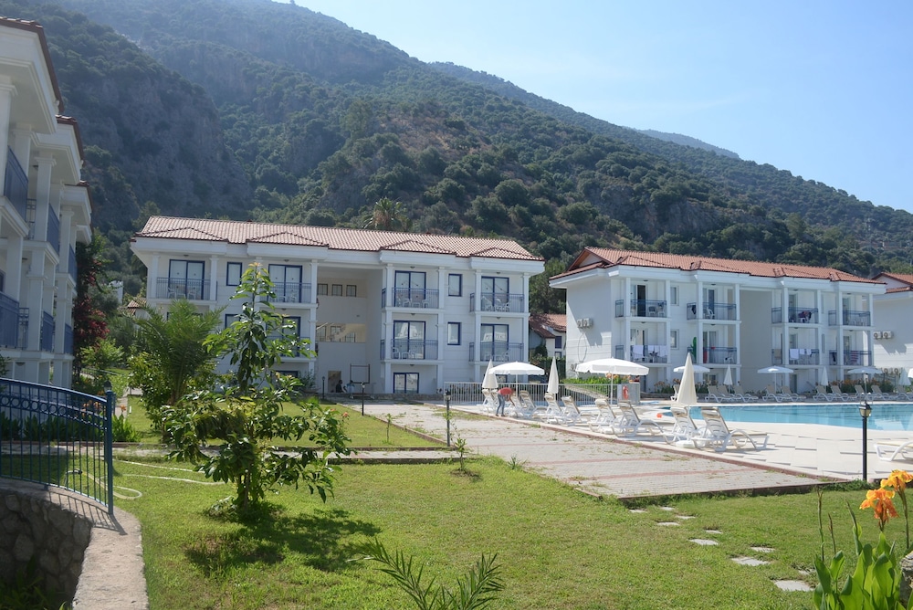 Belcekum Beach Hotel 31/44