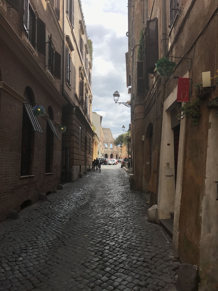 Residenza Roma Imperiale 43/50