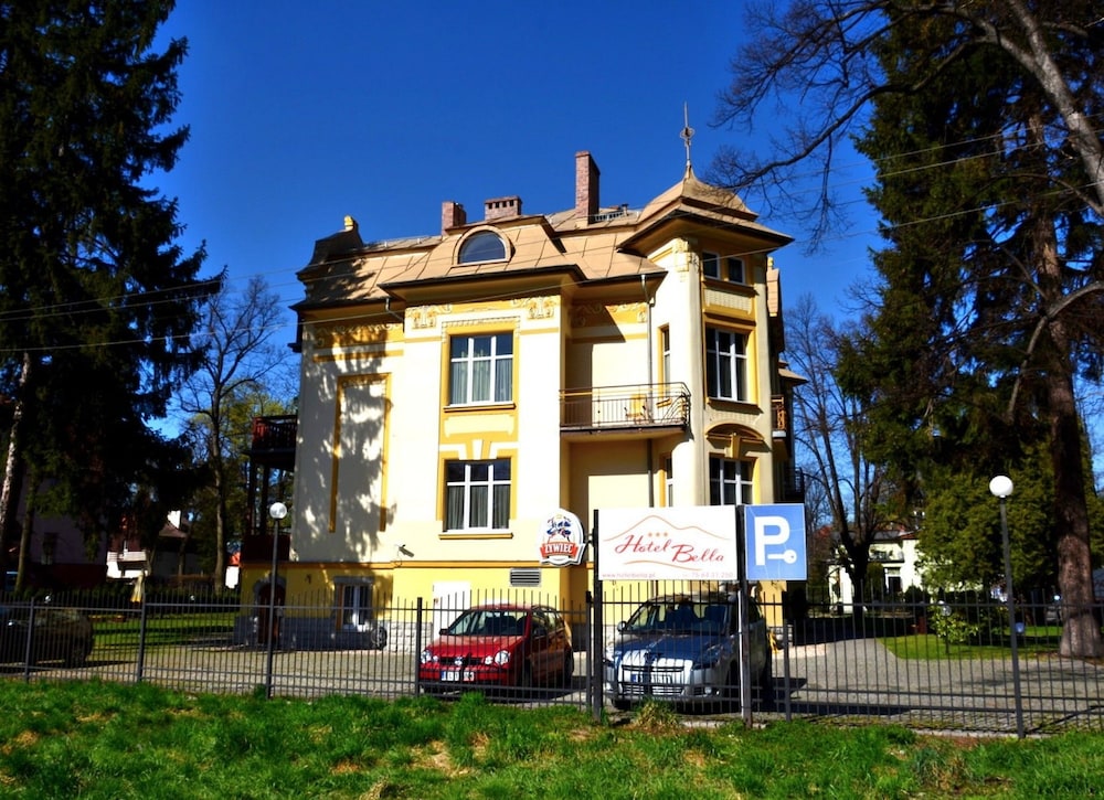 Hotel Bella 3/71