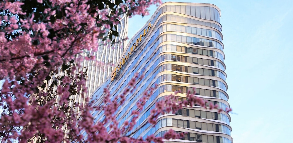 Shangri-La Qiantan Shanghai 2/50