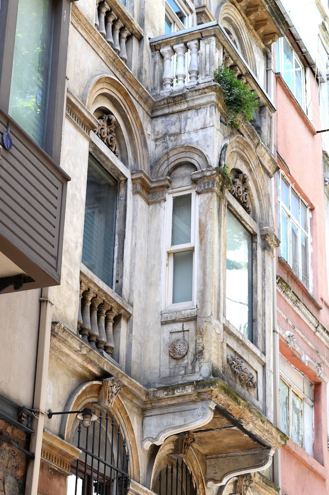 Rooms Galata 3/50