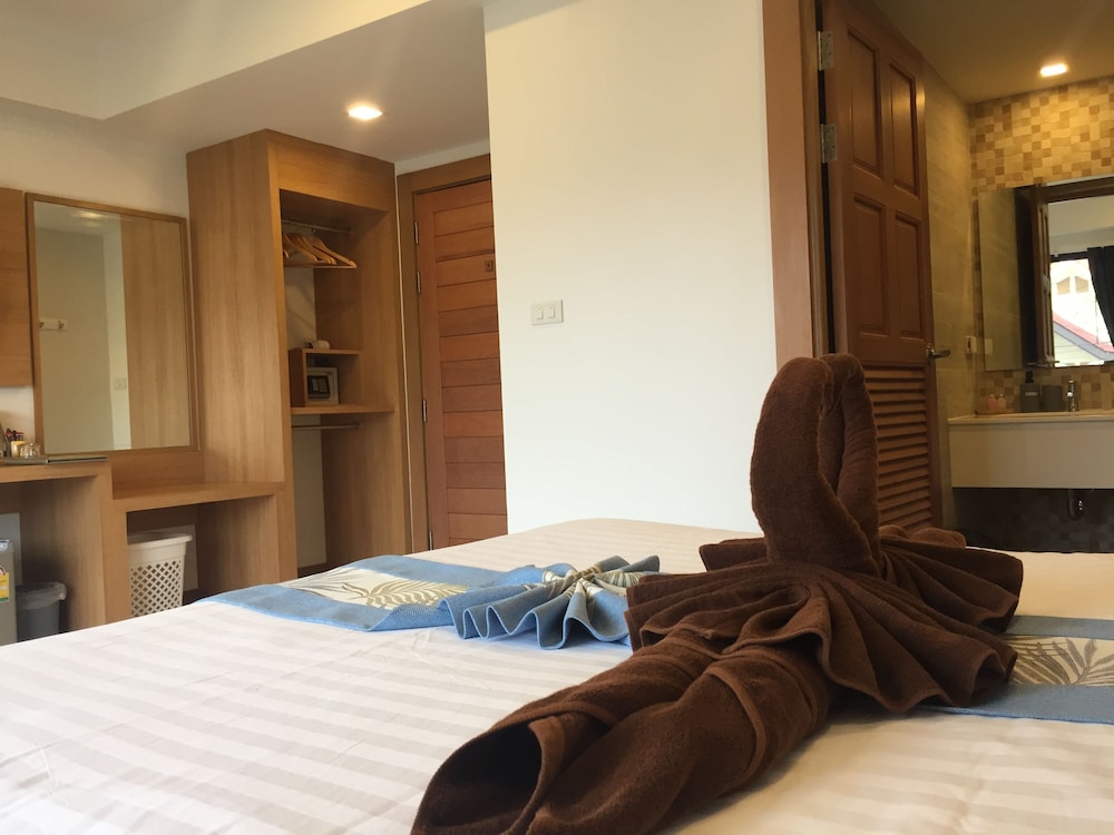 At Aonang Guesthouse 38/79