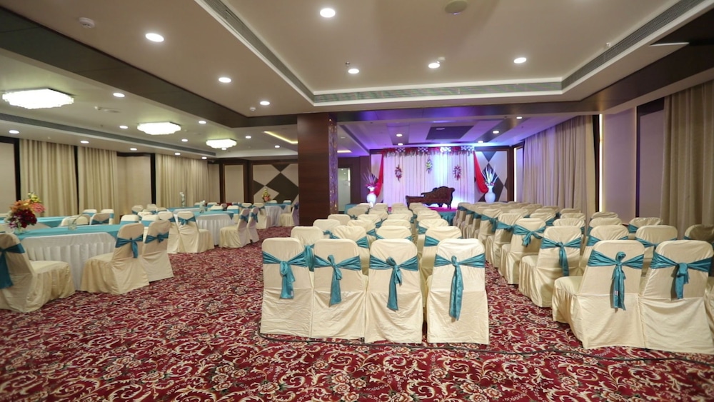 Hotel Ranbirs 20/23
