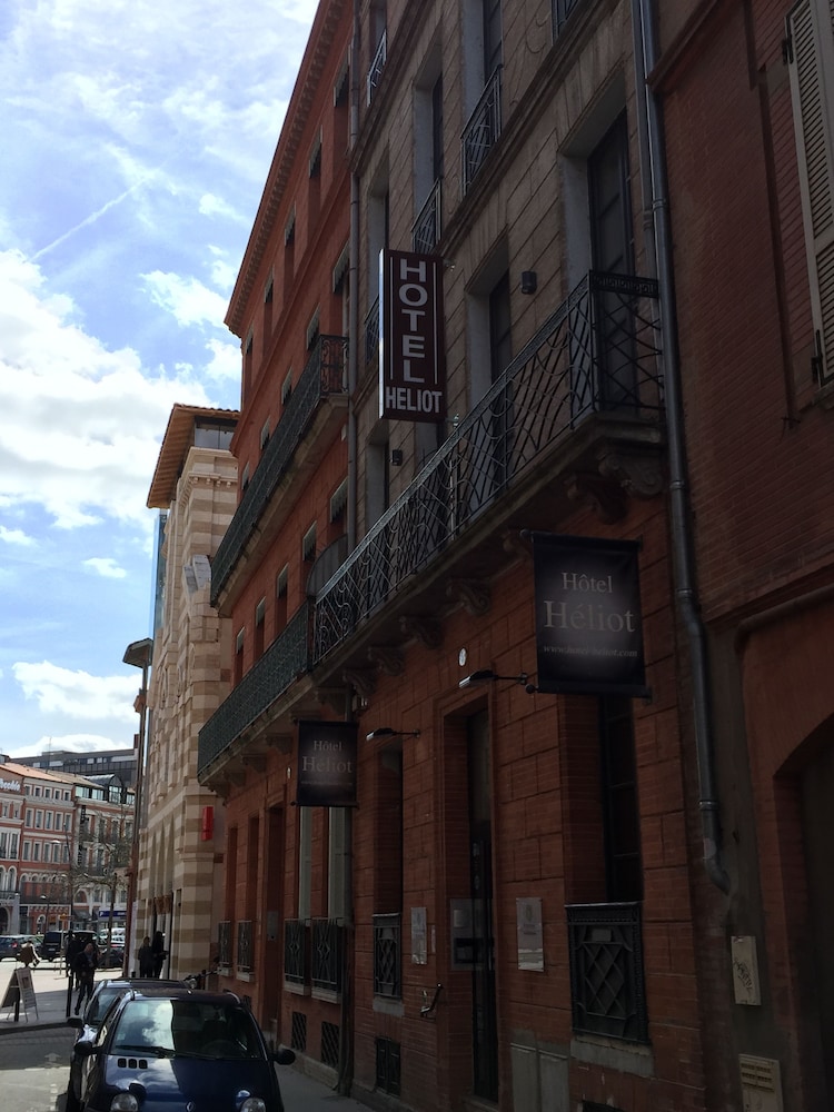 Hotel Heliot 2/66