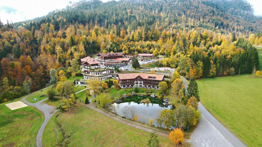 Feuriger Tatzlwurm Berghotel & Spa, BW Signature Collection 68/70