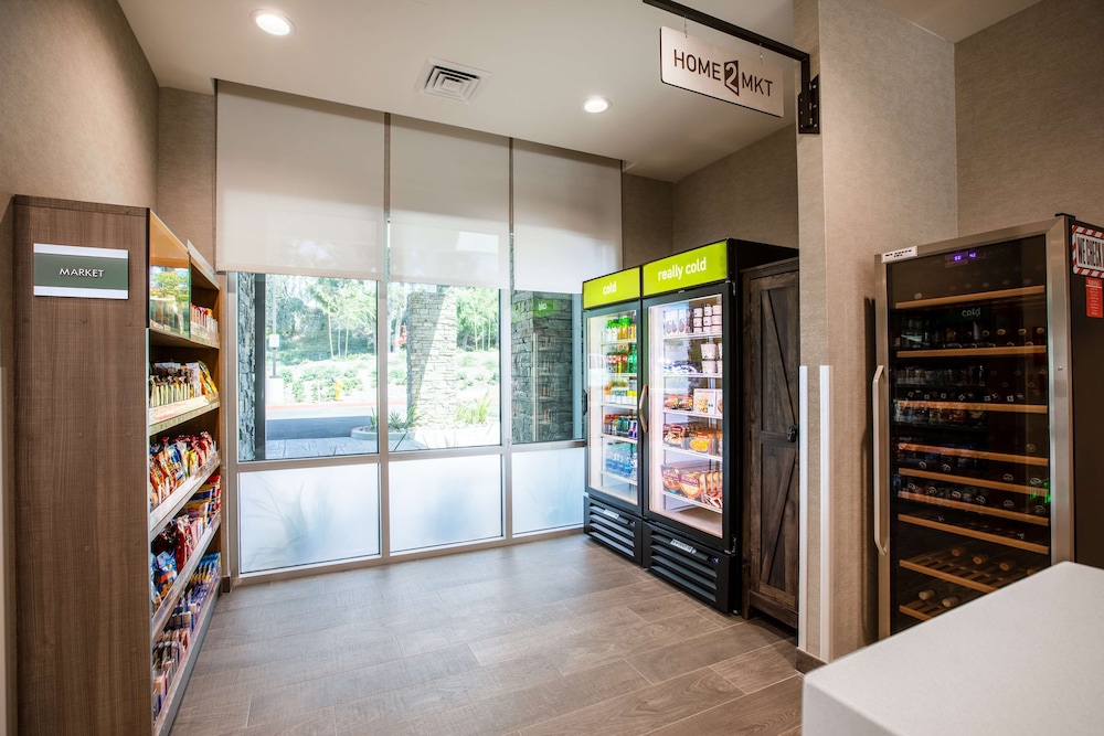 Home2 Suites By Hilton Carlsbad CA 23/44