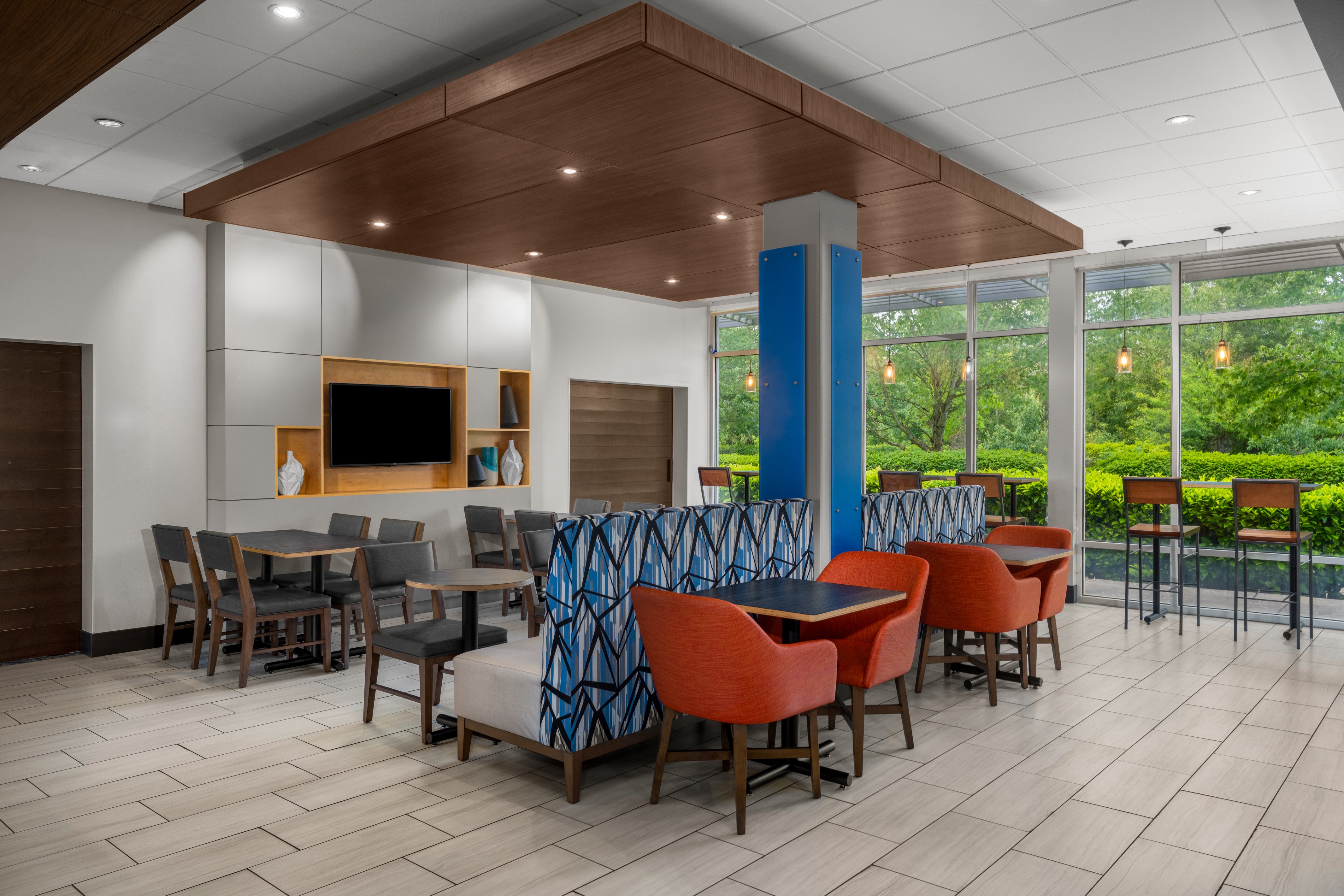 Holiday Inn Express and Suites Salem North - Keizer 49/71