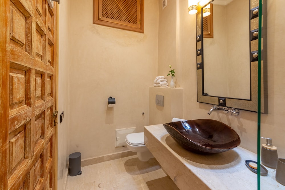 Riad Tahili 50/50