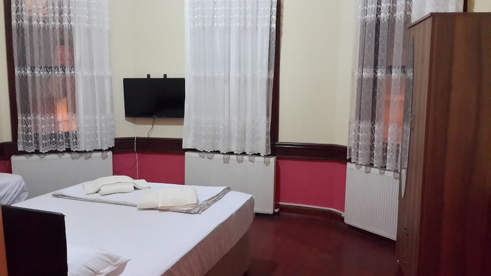Kule Hotel 38/49