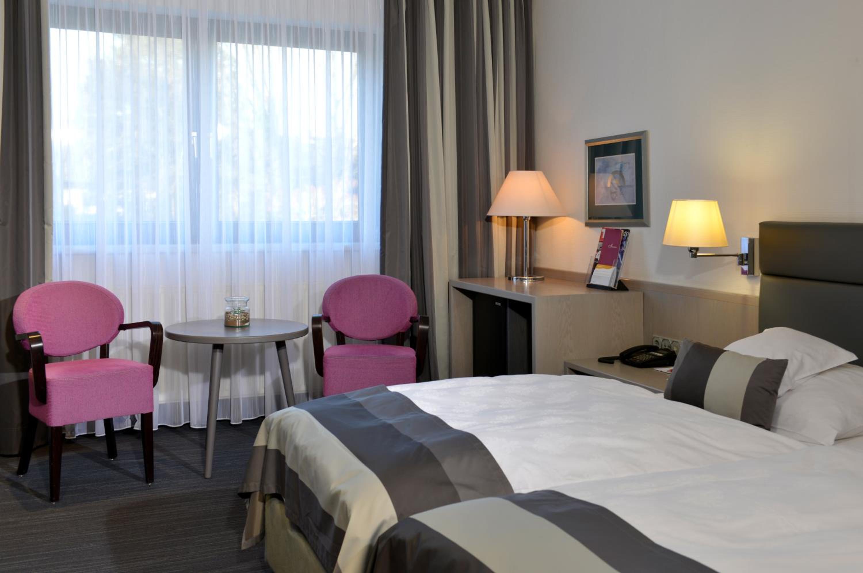Hotel Spiegel 20/50