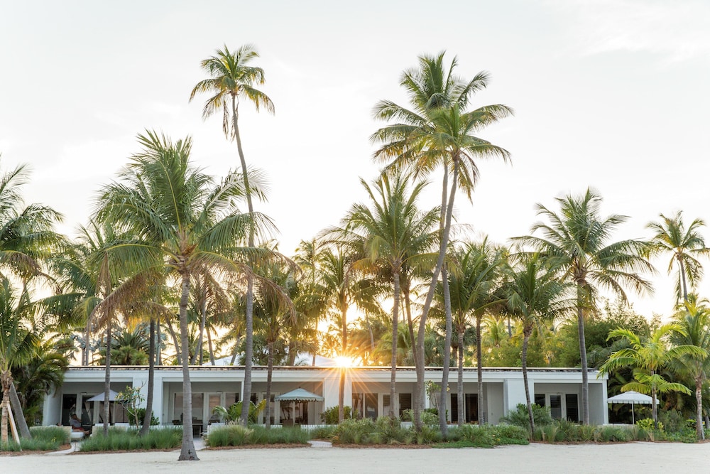 Islander Resort 5/76