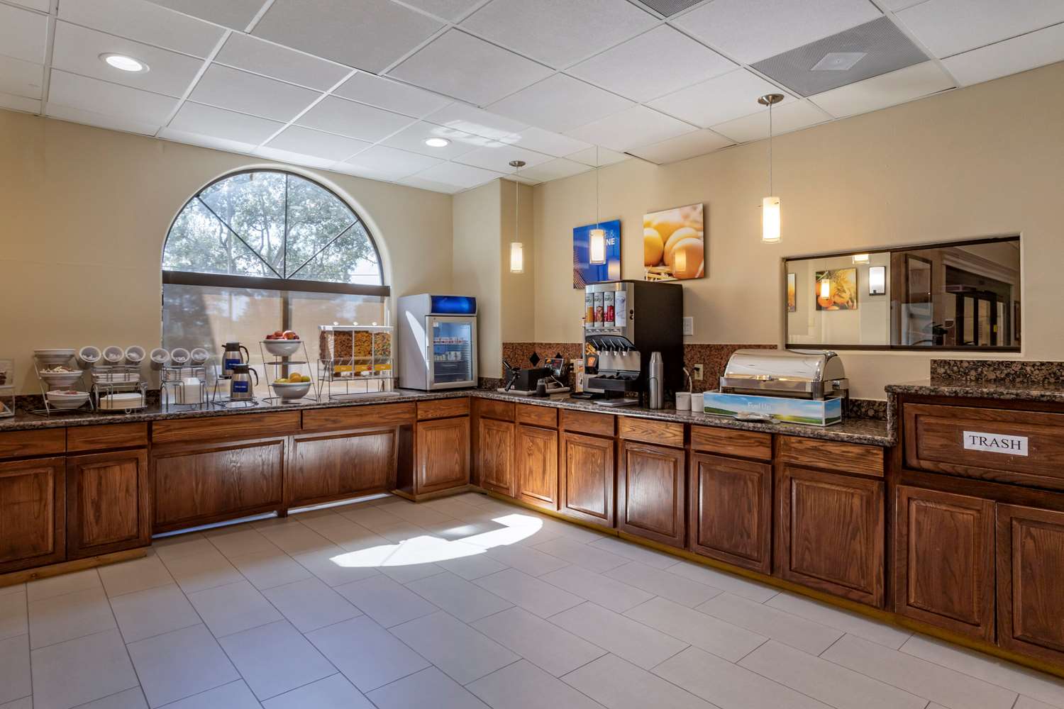 Comfort Suites Houston near Medical Center- NRG Stadium 28/35
