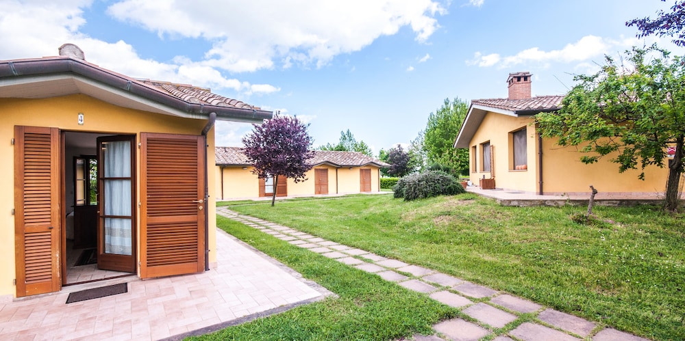 Villaggio Albergo Le Macerine 41/46