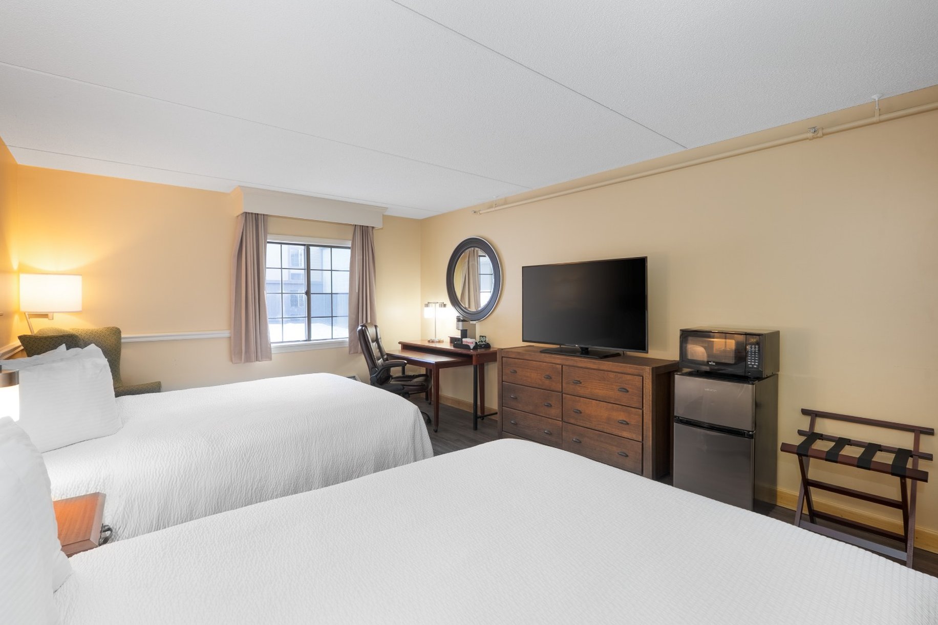 Fireside Inn Suites West Lebanon 16/53