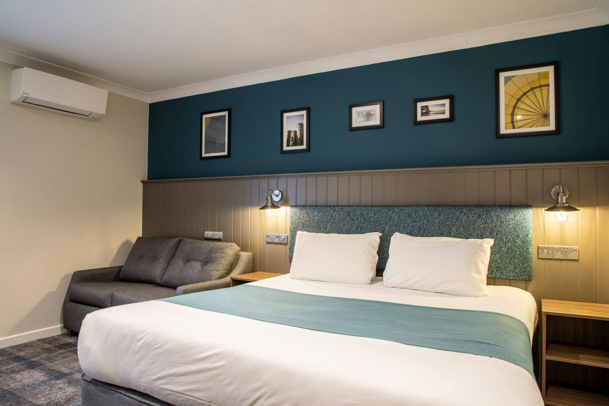 Almondsbury Interchange Hotel 8/31