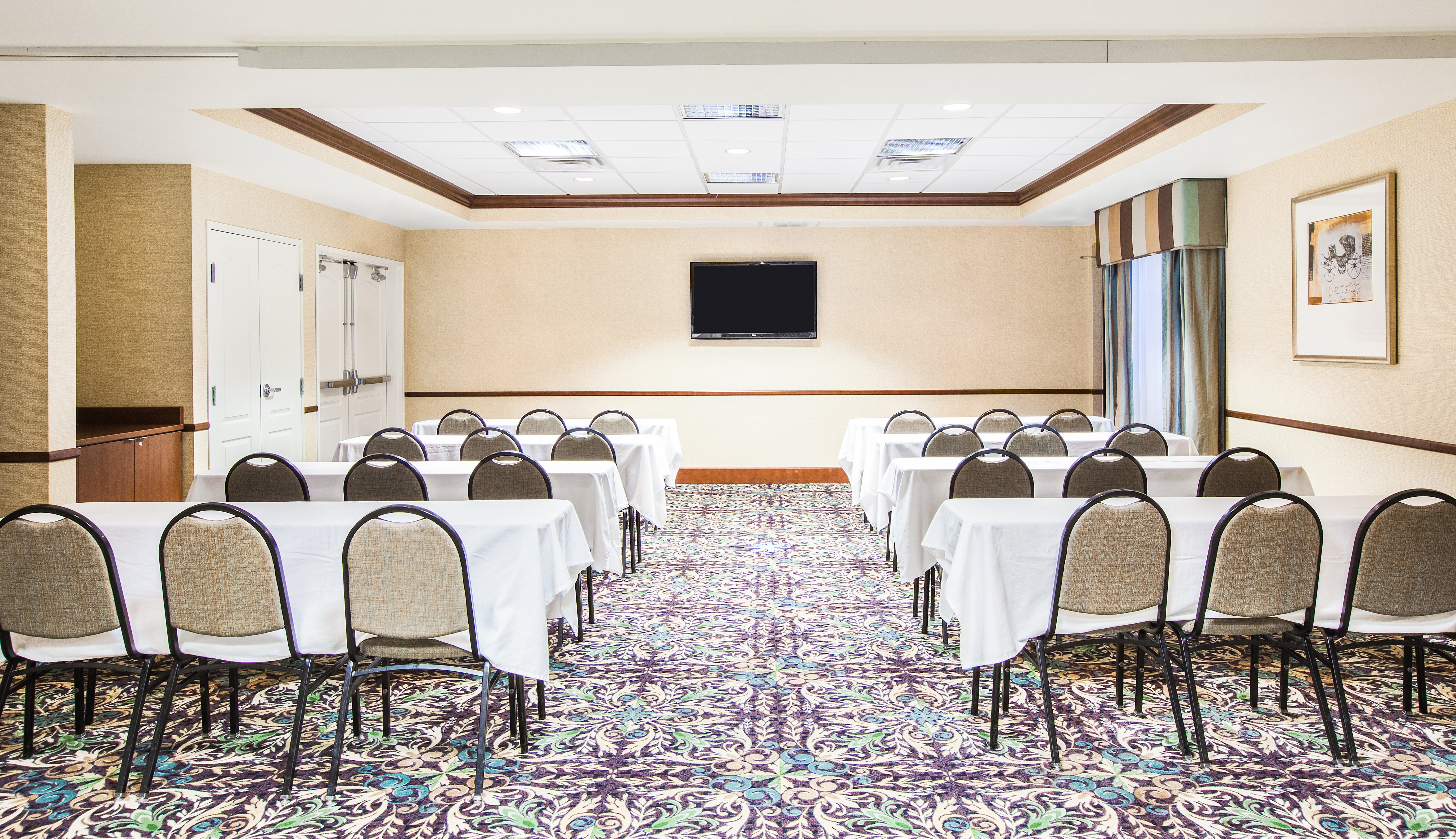 Staybridge Suites El Paso Airport Area 17/24