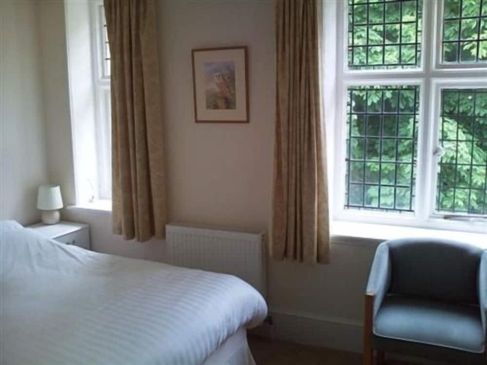 Hunters Inn 11/50