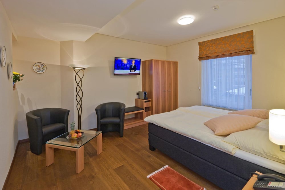 Hotel Ambassador 28/62