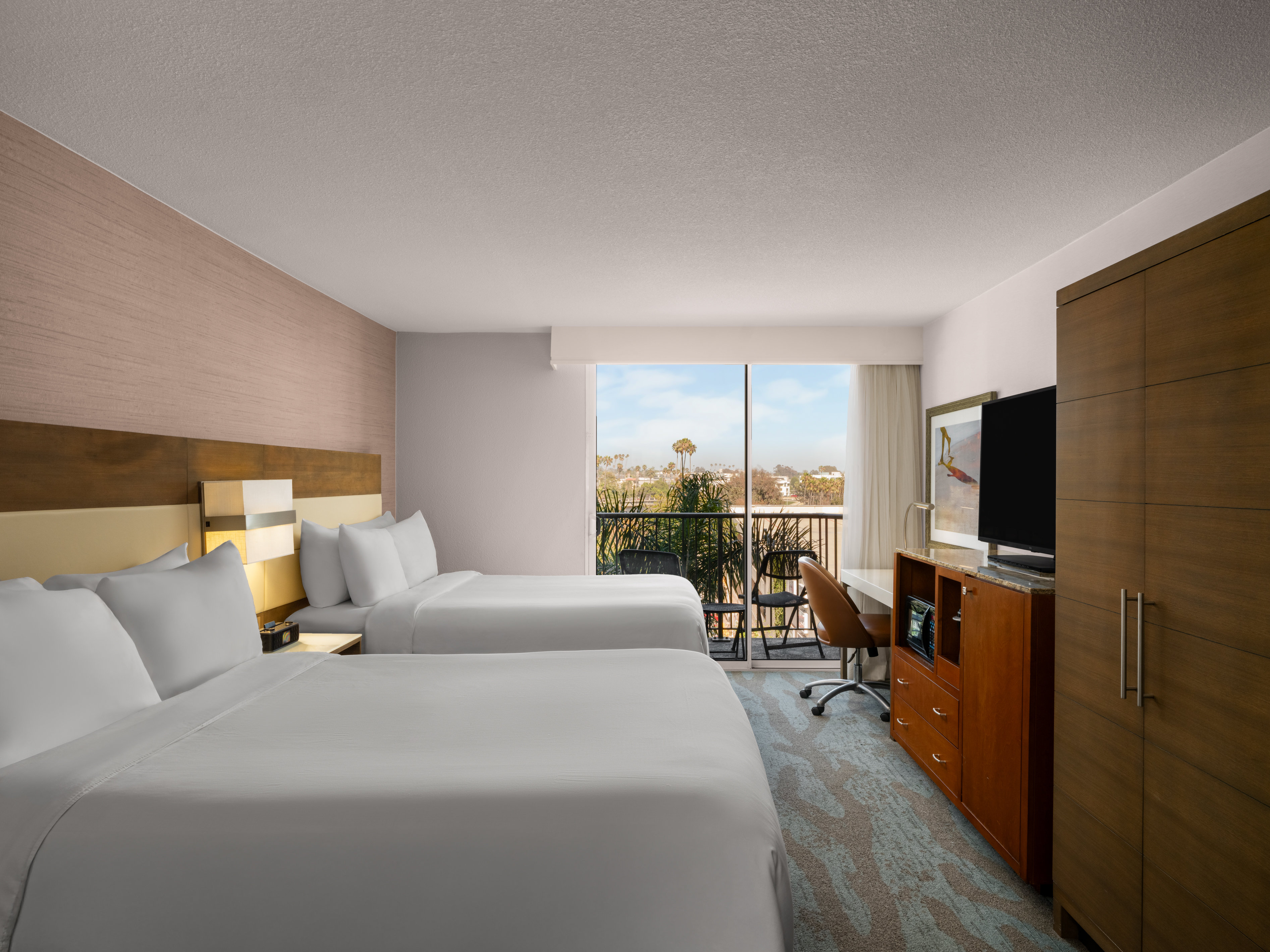 Crowne Plaza Ventura Beach 31/74