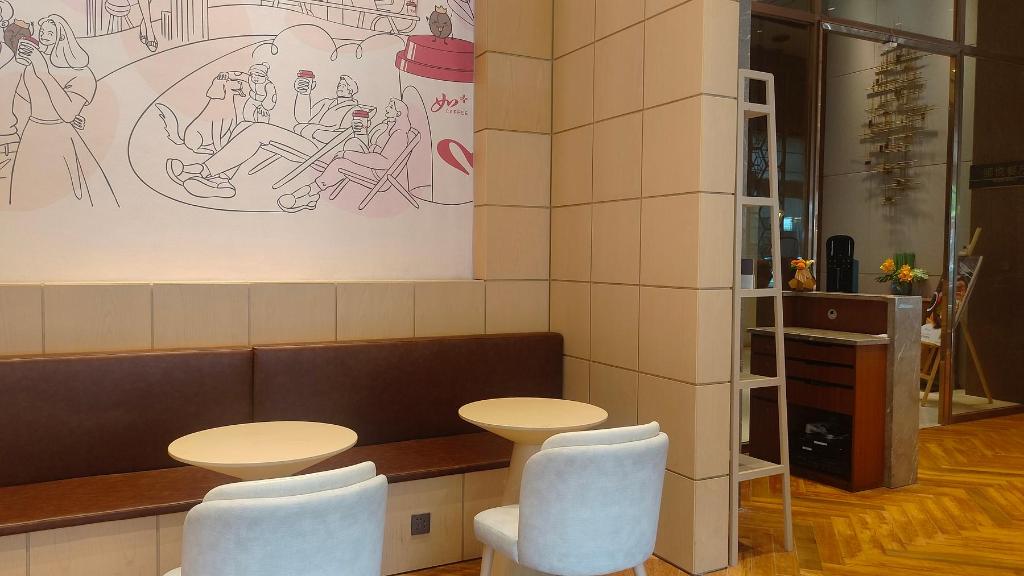 Yitel Premium(Shanghai Zhongshan Park) 33/50