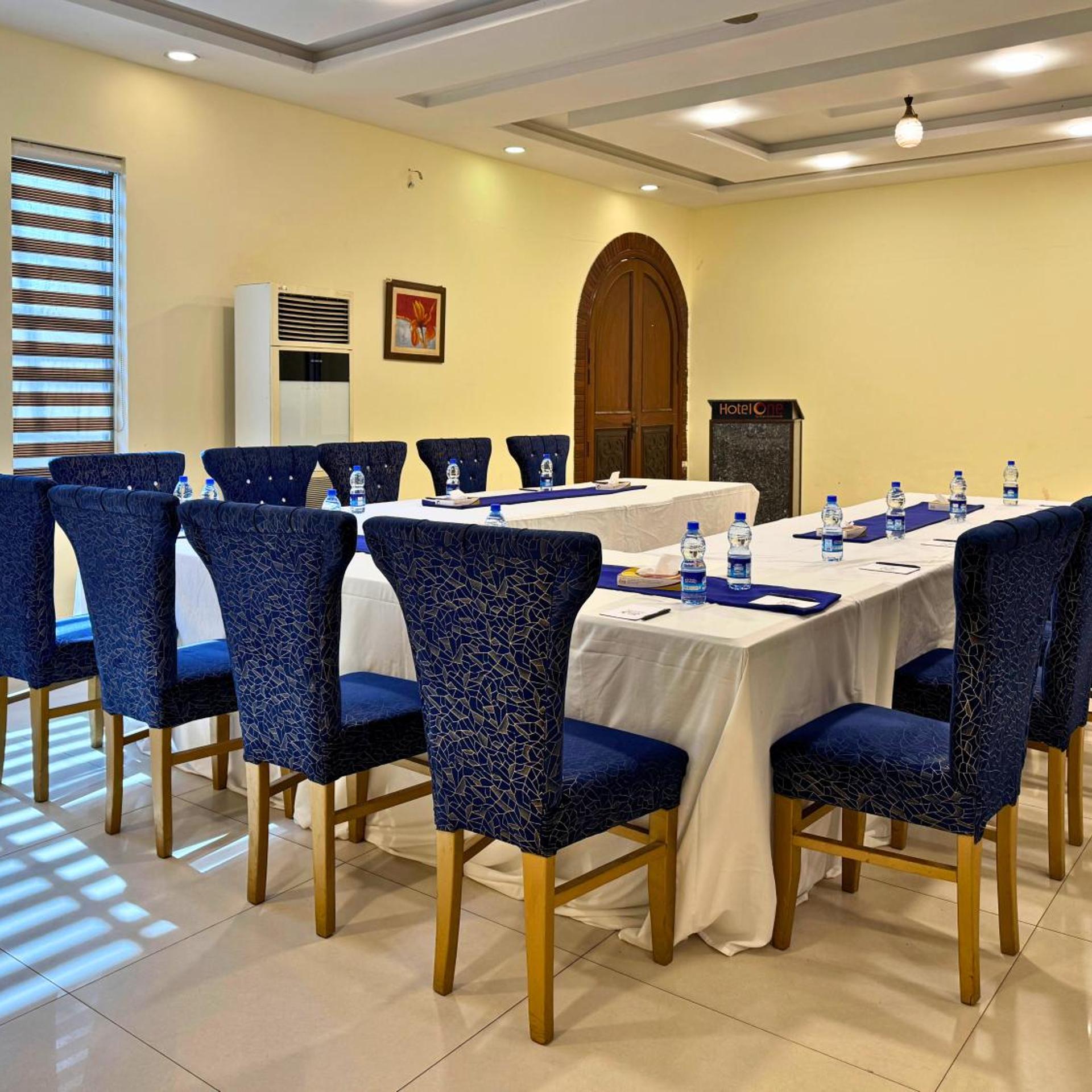 Hotel One Dera Ghazi Khan 30/30
