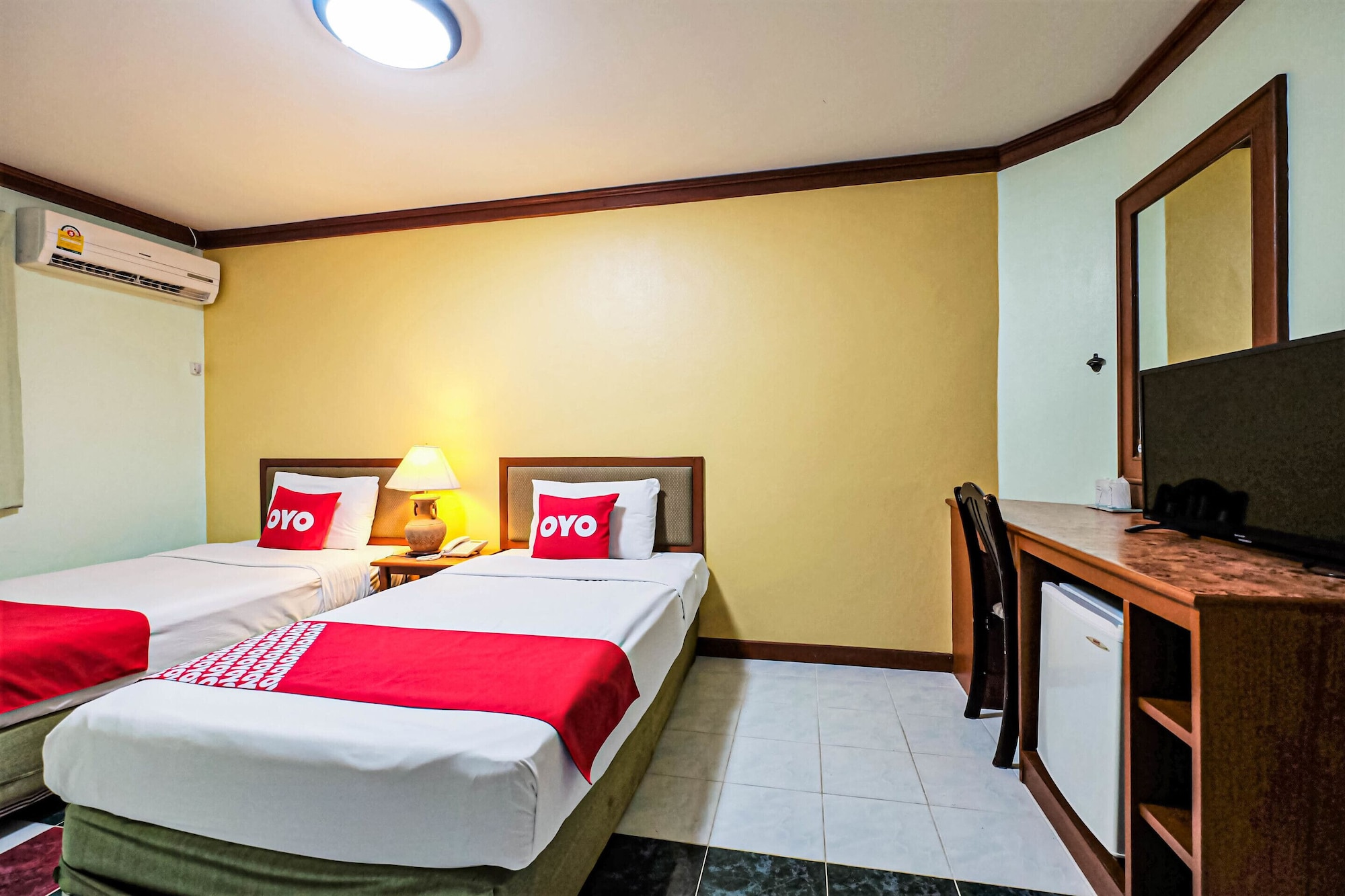 SUPERIOR, TWIN BEDS