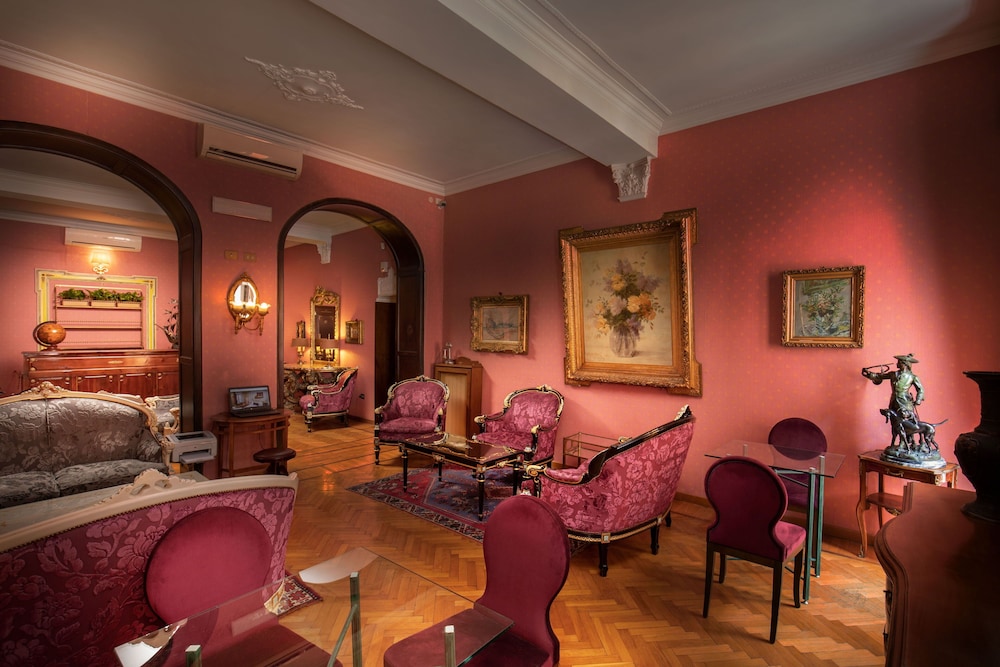 Residenza Frattina 40/49