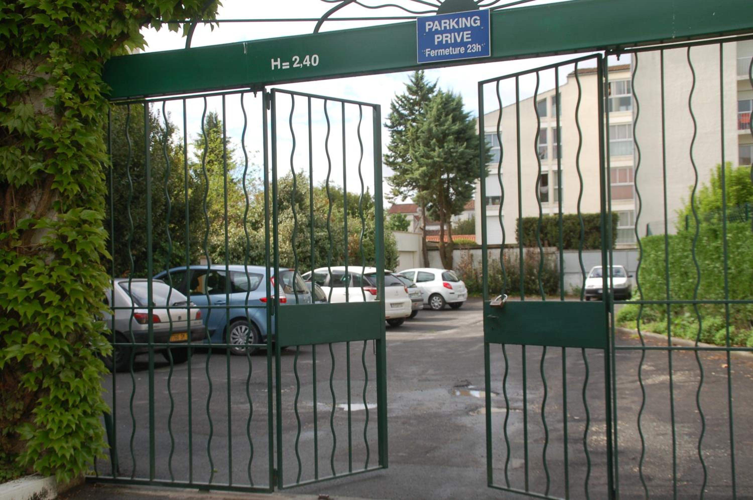 HOTEL DE L'AVENUE 53/57